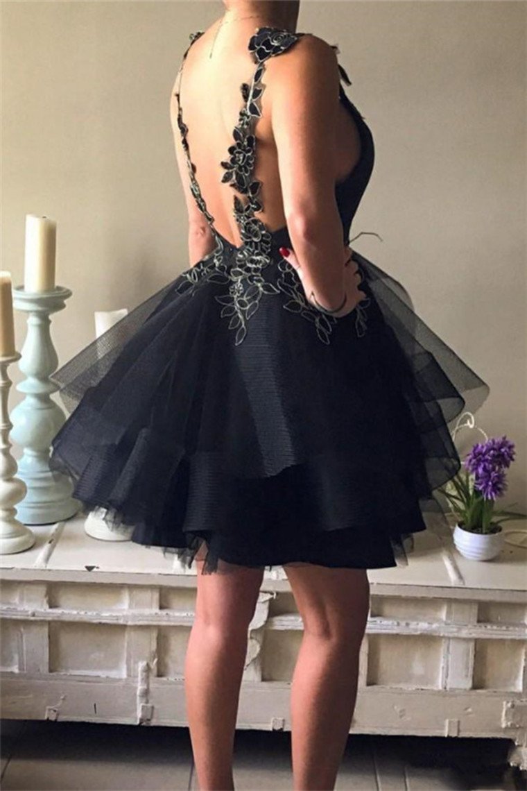 2022 Sexy Open Back Homecoming Dresses A Line Straps Tulle