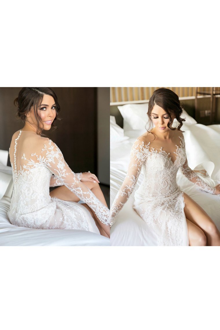 2022 Scoop Long Sleeves Lace With Slit Wedding Dresses Chapel